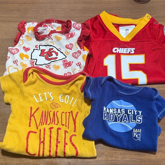 NFL Other - Kansas City Chiefs and Royals Baby Onesie Set